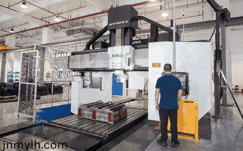 加工(gong)母(mu)機(jī)-日(ri)本大(da)隈(wei)伍麵體(ti)龍門(men)