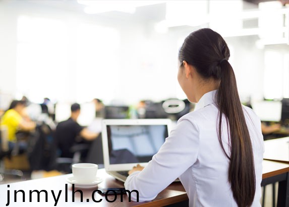 客(ke)戶(hù)服(fu)務(wù)